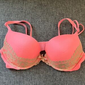 Victoria’s Secret 2012 Very Sexy Bra 36C